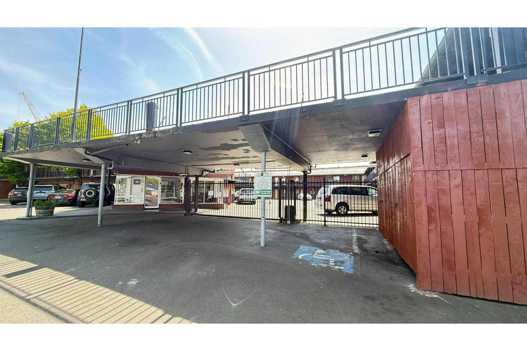 Banfield Studios By Oyo Portland Or Exterior photo